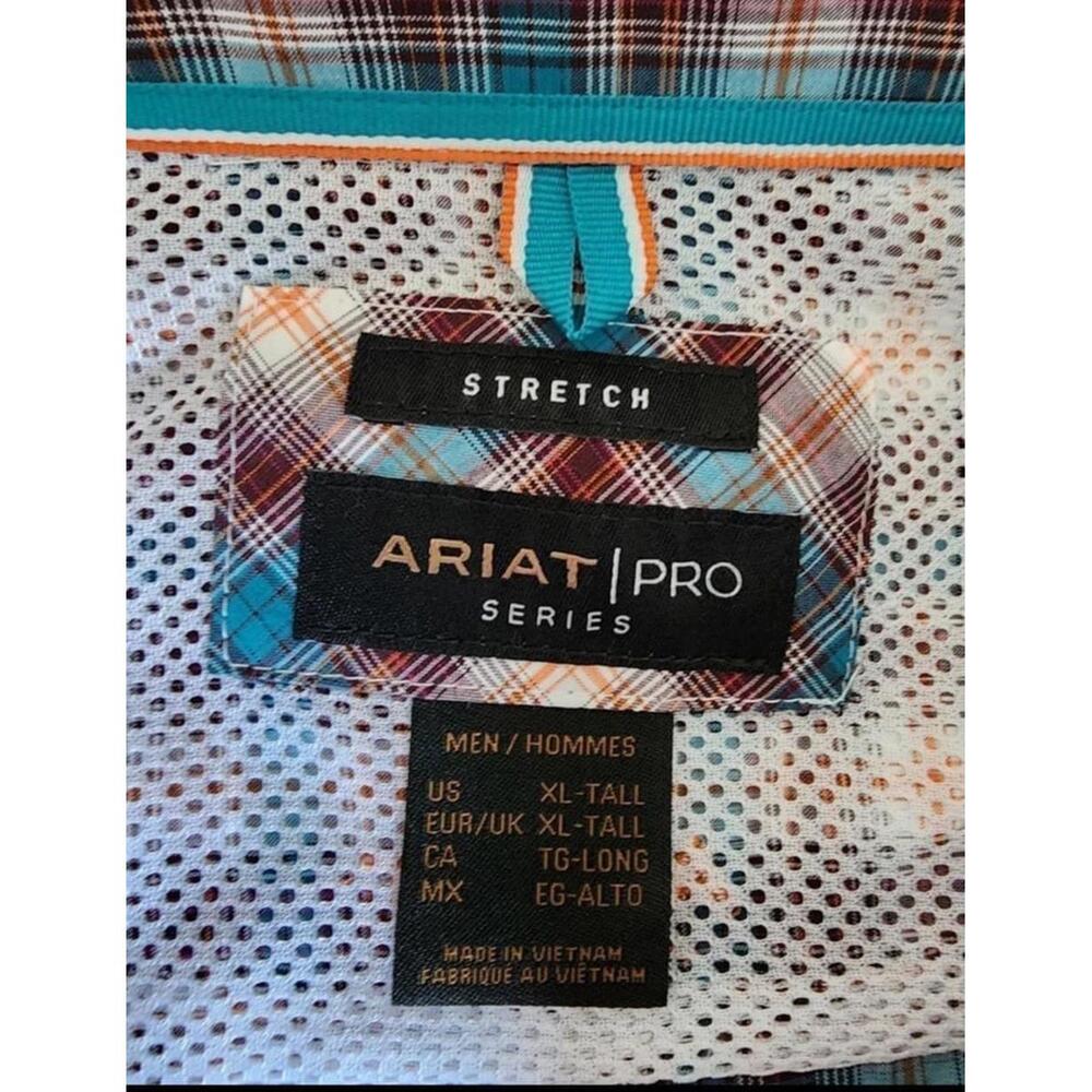 Ariat button up - Picture 5 of 5